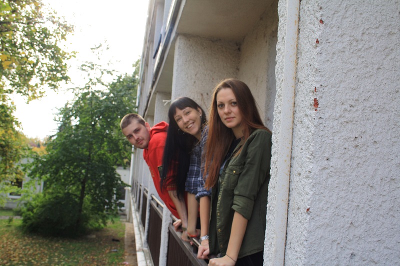 Hlavným dôvodom, prečo Jana, Sonja a Vlado študujú na Slovensku, je bezplatné štúdium.