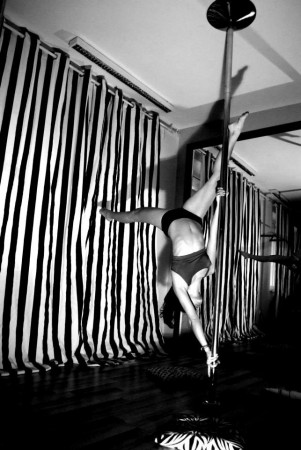 pole dance