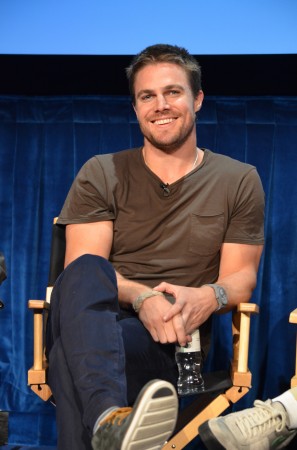 stephen_amell_ zdroj flickr.com