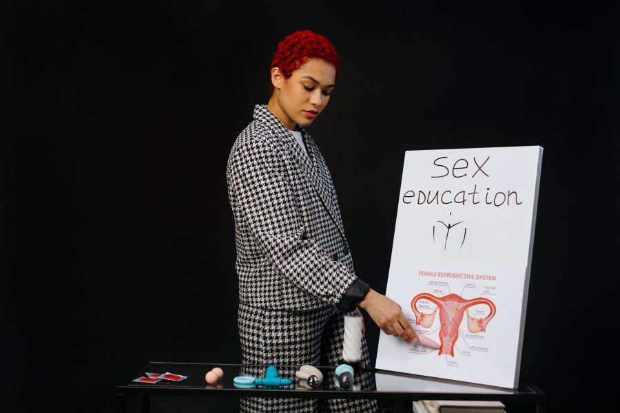 Podľa lektorky je sexuálna výchova jedným z najdôležitejších nástrojov prevencie proti obťažovaniu a sexuálnemu násiliu. Fotografia: pexels.com